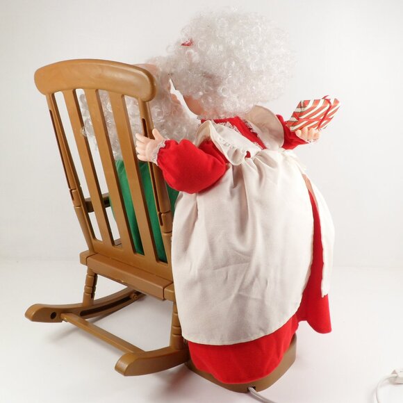 Vintage 90s Animatronic Musical Santa Mrs Claus Kiss Christmas Love Animated Big - Picture 4 of 17